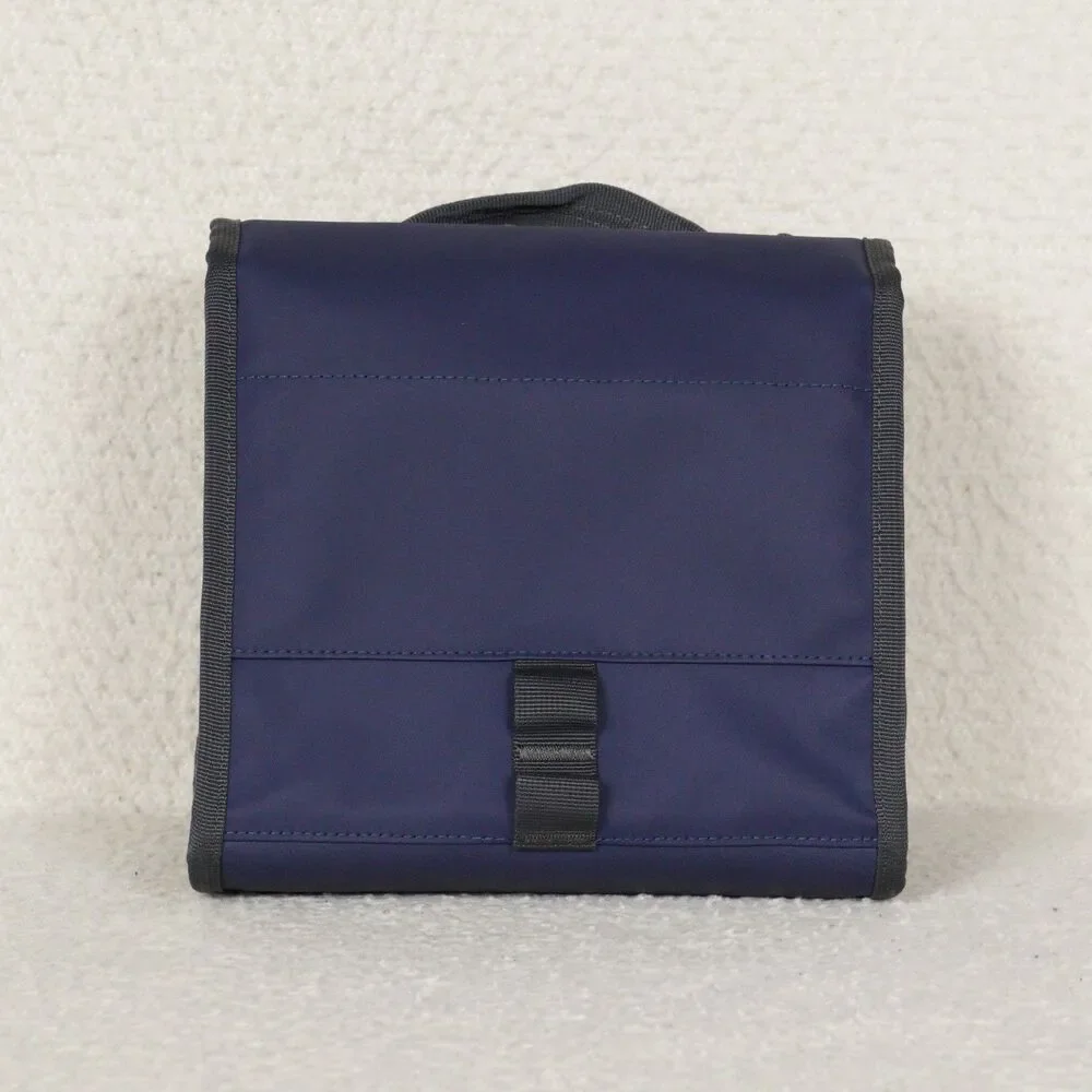 YETI Daytrip Lunch Bag Navy Soft-Cooler Fold-and-Go Insulation Personal Durable